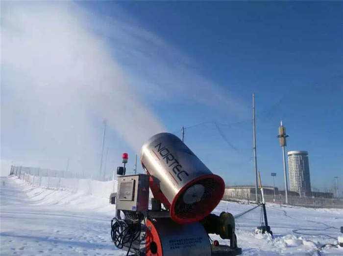 造雪機(jī)運(yùn)輸手拉葫蘆來幫忙